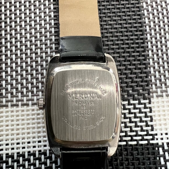 Watch - Picture 5 of 5